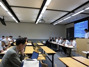 総会会場の様子